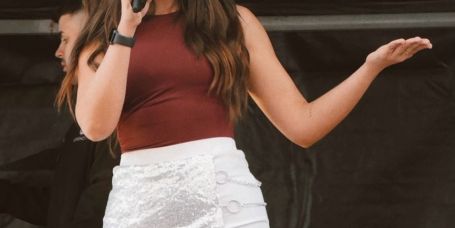 La Orquesta Origen incorpora a Nerea, talento y frescura en el escenario